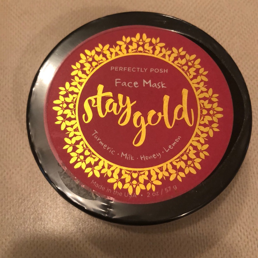 Perfectly Posh Face mask